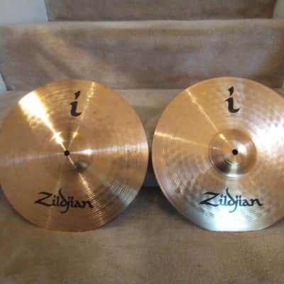 Zildjian I series 14 in hi hat cymbals mint condition image 1