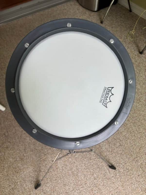 Remo Practice Pad - Tunable Ambassador Coated Drum Head with Stand 8" 2010s - Gray image 1