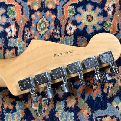 Fender American Professional Stratocaster Maple Fretboard 2016 Antique Olive image 17