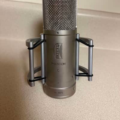 Difference between the Brauner Phantoms - Gearspace