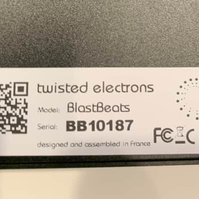 Twisted Electrons BlastBeats 2022 - Black image 5