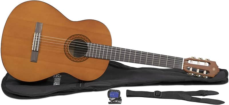 Used Yamaha Gigmaker Classic C40 Acoustic Guitar Pack Natural image 1