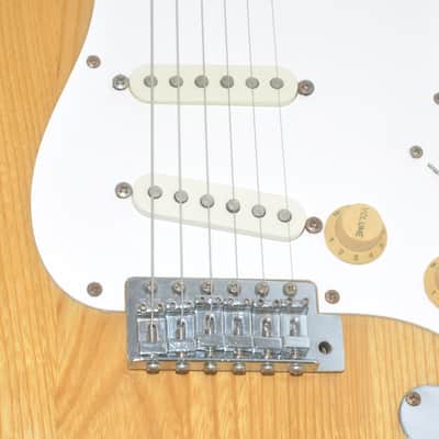 ARIA PRO II STRIKIN` SOUND STRATO Electric Guitar Ref.No 6414 image 4
