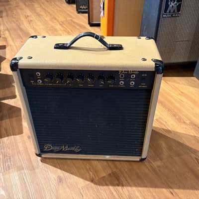 Dean Markley K-75 Amplifier image 1