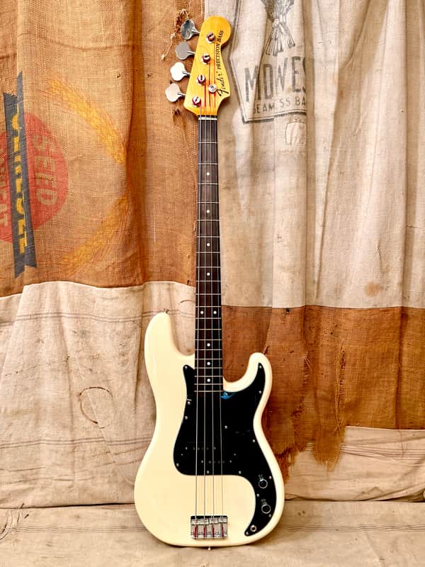 Fender PB-70 Precision Bass Reissue MIJ | Reverb