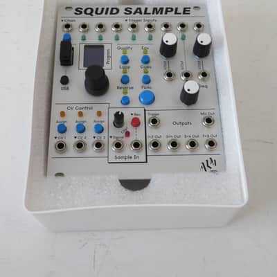 ALM Busy Circuits Squid Salmple Eurorack Module 8 Track Sampler – Boxed image 4