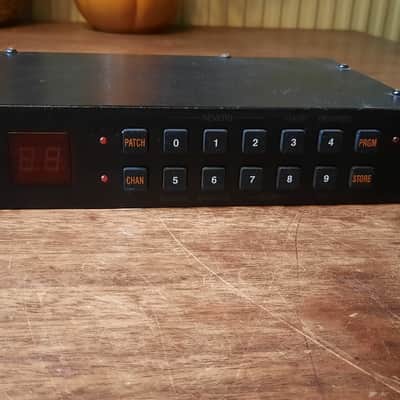 Alesis Midiverb II 16-Bit Digital Effects Processor 1990s - Black image 7