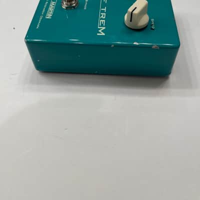 Carl Martin Surf Trem V2 Analog Tremolo Guitar Effect Pedal image 4