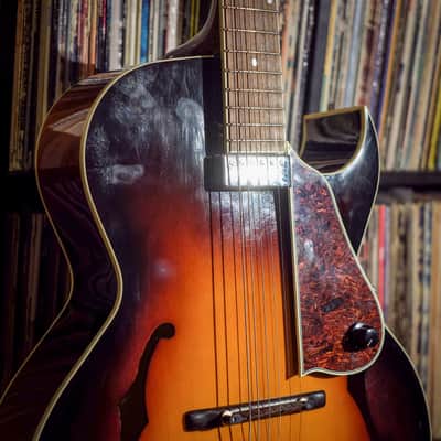 The Loar LH-350-VS Archtop Vintage Sunburst USED image 9