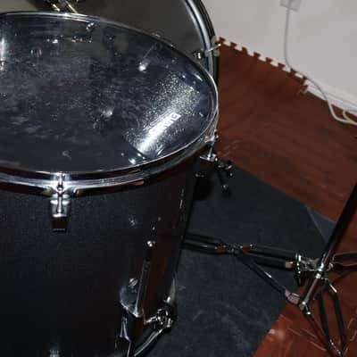 Ludwig BackBeat Complete 8x10 / 9x12 / 16x16 / 16x22 / 5x14" Drum Set with Hardware & Cymbals 2023 - Present - Silver Sparkle image 5