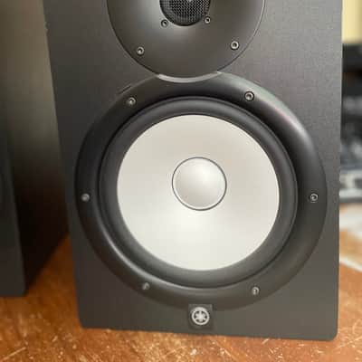 Yamaha HS8 ACTIVE STUDIO MONITORS PAIR image 2