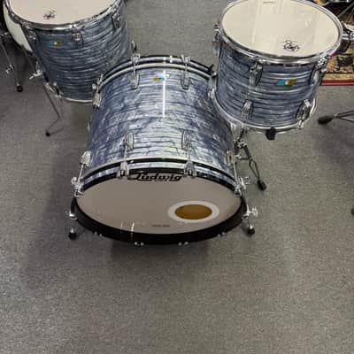 Ludwig Sky Blue Pearl Classic Maple Drum Set image 5