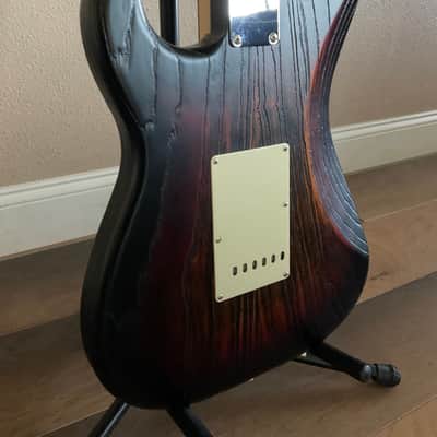 Fender Sandblasted Stratocaster Sweetwater Exclusive 2018 - 3-Color Burst image 7