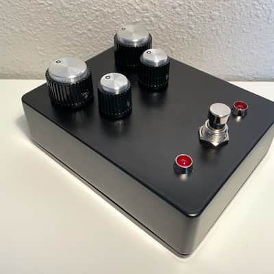 Stereo Pendulum Harmonic Panning Tremolo image 1