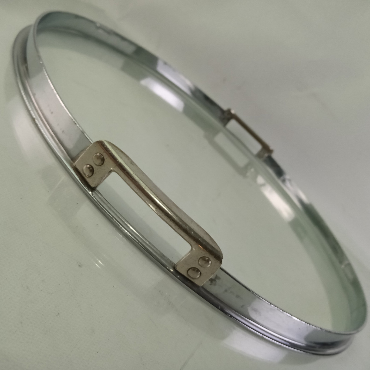 Slingerland 15" Single-Flange Snare Drum Resonant Rim/Hoop Chrome-Brass Riveted — main photograph