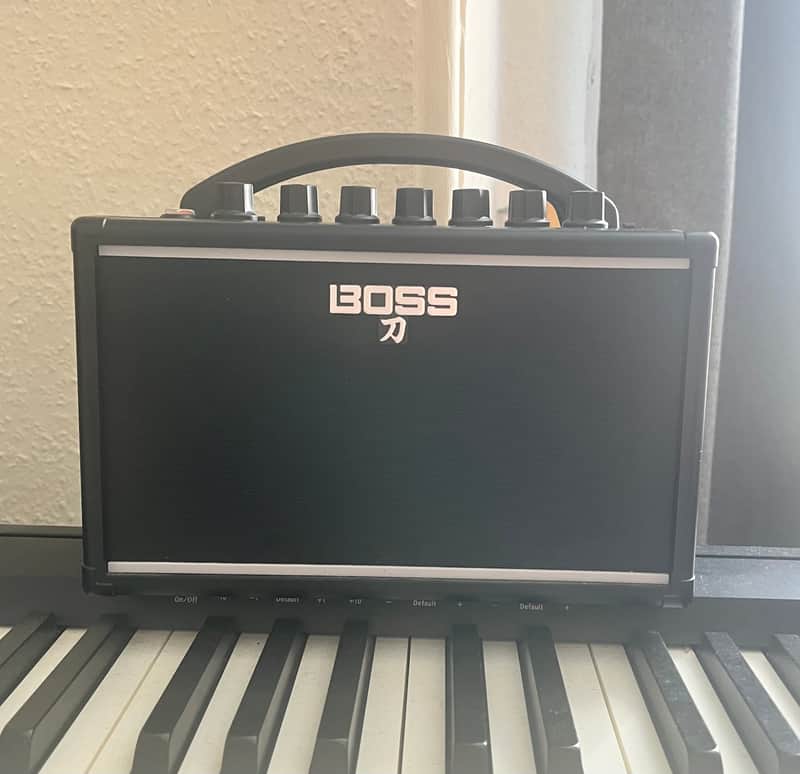Boss KTN-MINI Katana Mini 7-Watt 1x4" Modeling Guitar Combo 2017 - Present - Black image 1