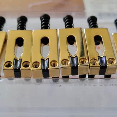 Graph Tech PG-8000-0G String Saver Gold Saddles - Gold image 3