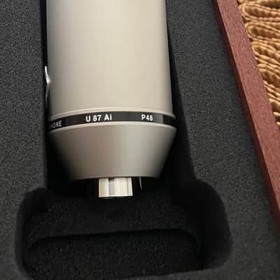 Neumann U87 Ai Studio Set-Nickel-WIND SCREEN-UNUSED-UNREGISTERED-NEAR MINT image 2