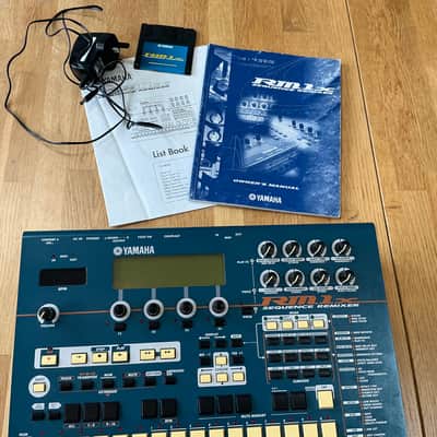 Yamaha RM1x Sequence Remixer 2000s - Blue image 9