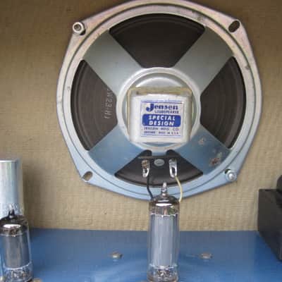 Harmony H303c Vintage Tube Amp 1960s image 4