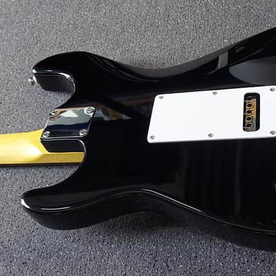 G&L Tribute Series Legacy with Rosewood Fretboard 3-Tone Sunburst image 14