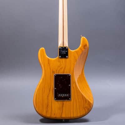 Fender Limited Edition American Professional Stratocaster 2019, Aged Natural image 6