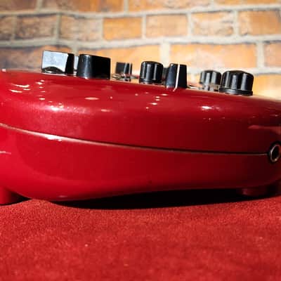 Line 6 POD xt Multi-Effect and Amp Modeler w/ Power Supply image 5