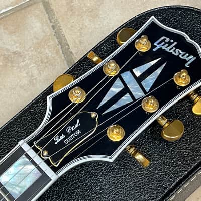 2025 Gibson Chambered Les Paul Custom Ebony Ultra Light Aged Murphy Lab image 11