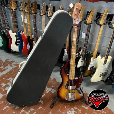 Fender   1973 Jazz Bass Sunburst Mn True Vintage image 4