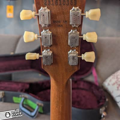 Gibson Les Paul '70s Deluxe 2021 – Goldtop Finish w/ Gibson Case image 9