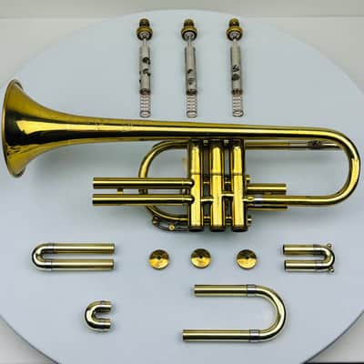 1949 Holton Collegiate cornet in great condition for being nearly 70 years old! image 5