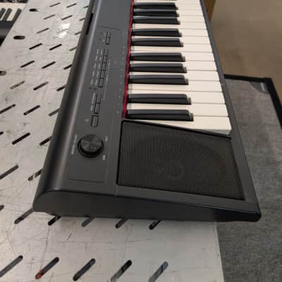 Yamaha NP12 Piaggero image 6