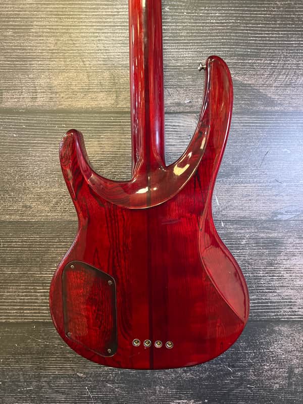 Washburn B-40 Bass Guitar (Richmond, VA) | Reverb