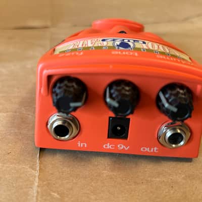 Danelectro Cool Cat Fuzz 2010s - Orange Very Good Condition 1st Version 1V True Bypass NOS Mint in box with all papers image 8