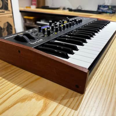Dave Smith Instruments Mopho x4 44-Key 4-Voice Polyphonic Synthesizer 2013 - 2018 - Black with Wood Sides