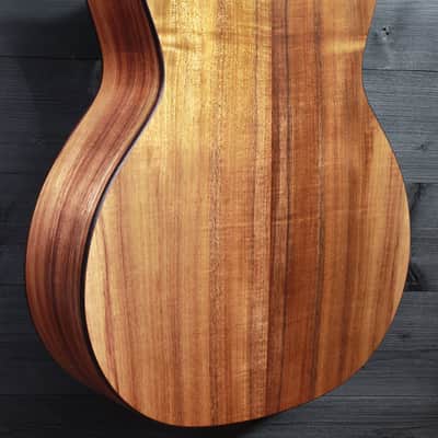 724ce Grand Auditorium / V-class Acoustic-Electric Guitar - Natural Hawaiian Koa image 14