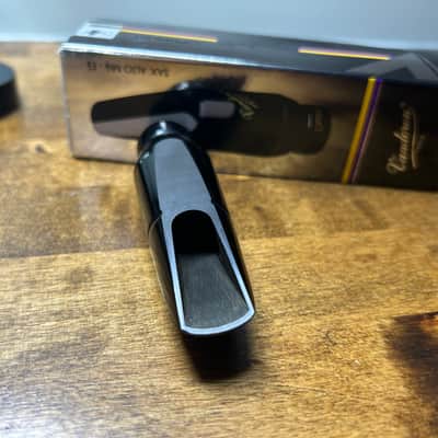 Vandoren Optimum AL3 - Hard Rubber image 2