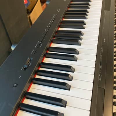 Yamaha P-225 88-key Digital Piano 2023 - Present - Black image 3