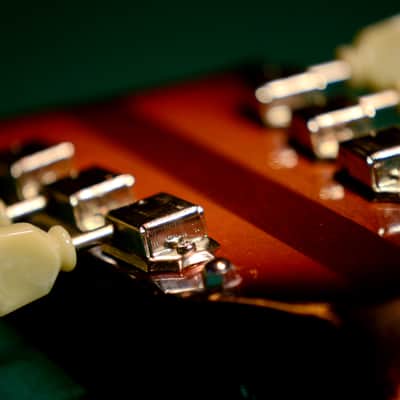 Silvertone 1445 :: Mosrite Copy :: Model 26932 :: 1970 :: Sunburst :: Sears image 8