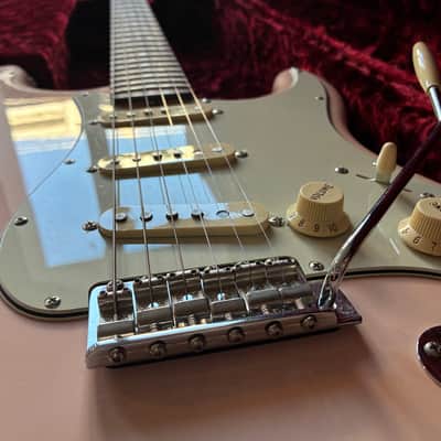 Fender American Original '60s Stratocaster with Rosewood Fretboard 2020 - 2022 - Shell Pink image 4