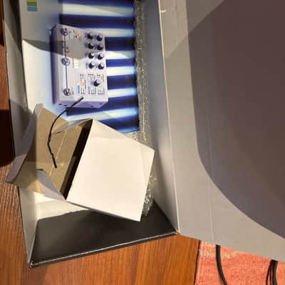 Hologram Electronics Microcosm 2020 - Present - White image 3