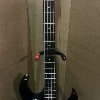 Dean Edge 09 Bass Guitar image 3