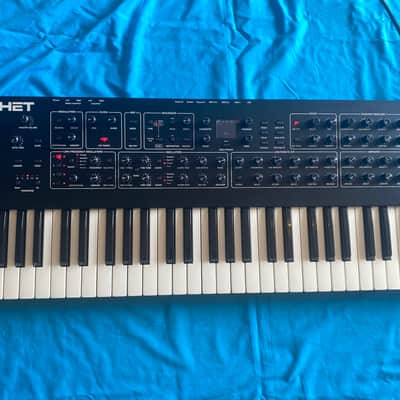Dave Smith Instruments Prophet Rev 2 8 Voice Sequential image 2