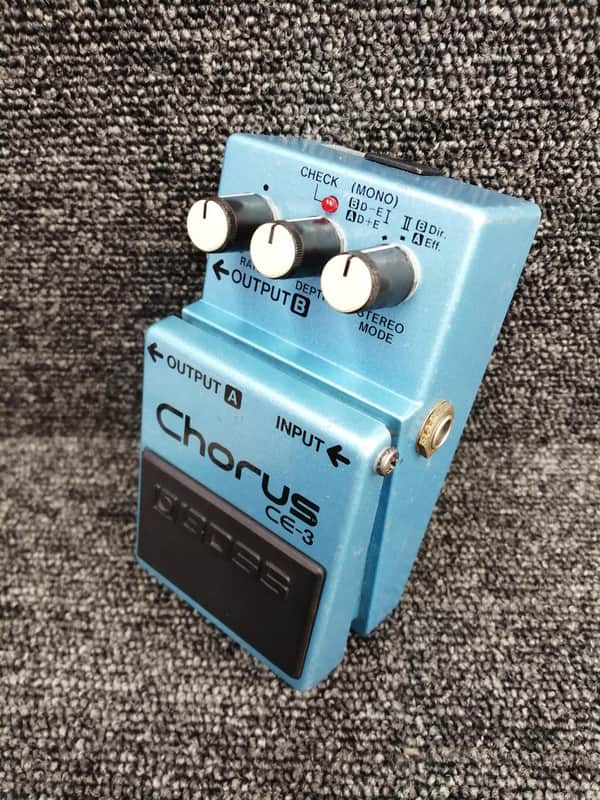 Boss CE-3 Chorus Effects Pedal Vintage Guitar Pedal image 1
