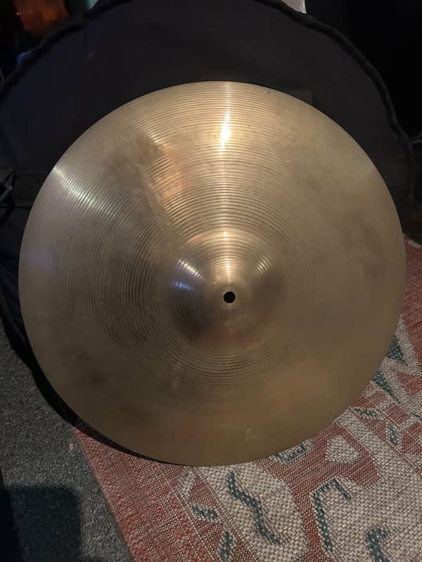 Zildjian Avedis 1970s 18” Crash 1280g image 1