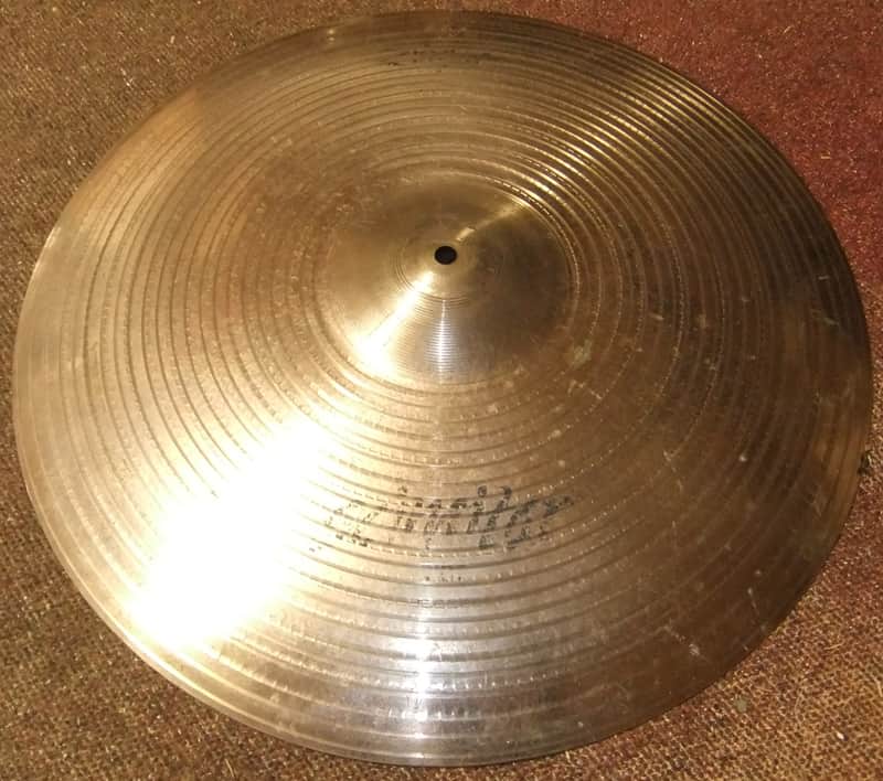 RARE, VINTAGE ZILDJIAN SCIMITAR 20-INCH RIDE CYMBAL & SABIAN SOFTCASE - WELL-USED BUT STILL WITH PLENTY OF LIFE image 1