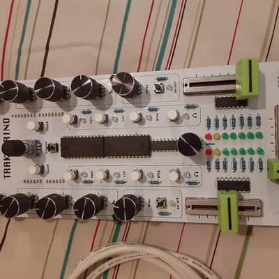 Traktorino Arduino DJ Controller For Traktor image 4