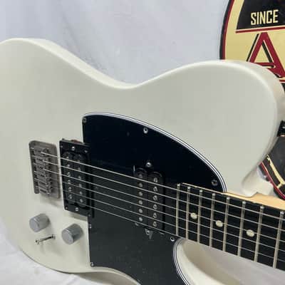 Fender Jim Root Artist Series Signature Telecaster 2008 - Present - Flat White image 4