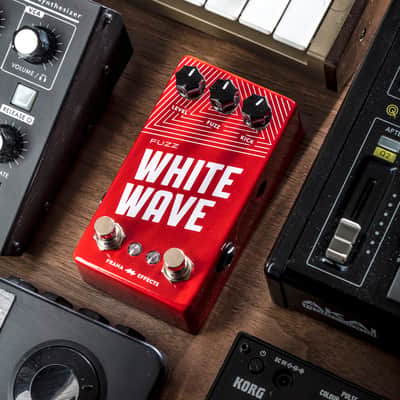 White Wave Fuzz + Booster Combo image 3