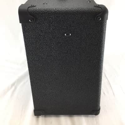 Behringer VT30FX Electric Guitar Combo Amp 1x10" 30watt image 3